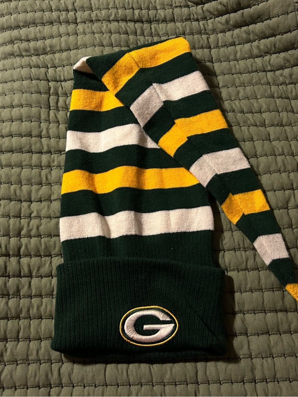 Green Bay Packers long knit tassel beanie.